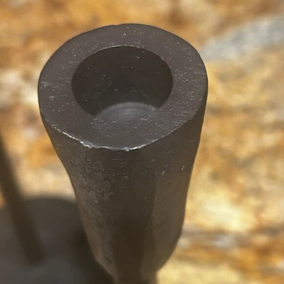 NWT Set of 2 Vintage Industrial Yet Elegant Textured Iron Candlestick Holders - Picture 2 of 8